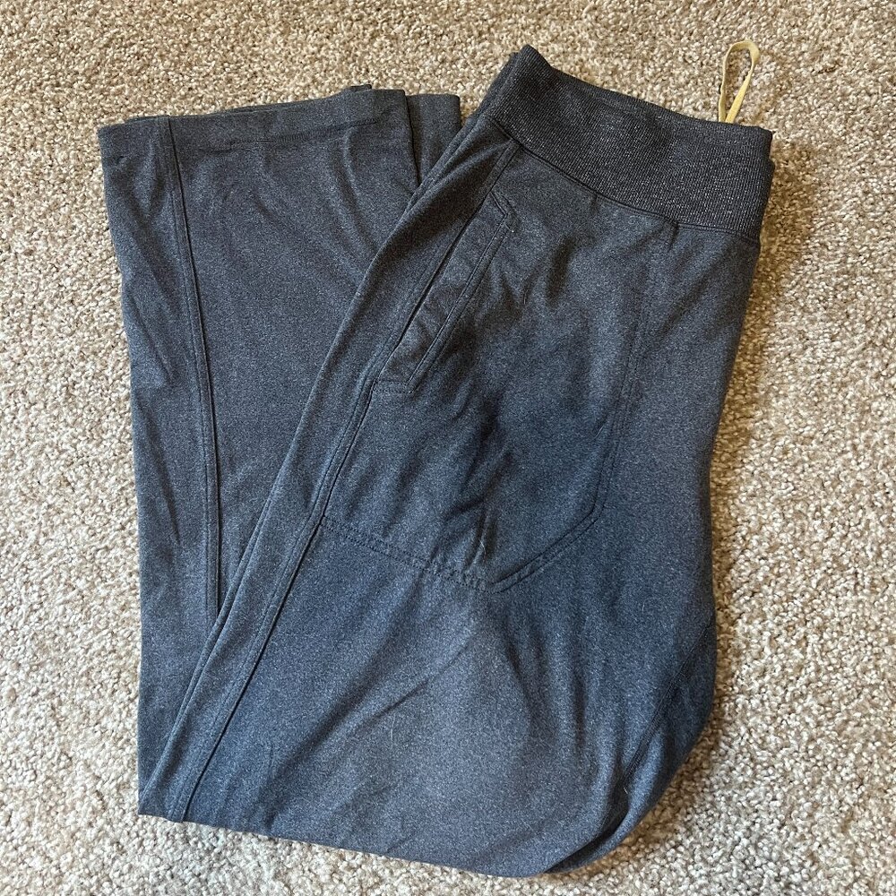 Lululemon | Men's Straight Leg Drawstring Sweatpants - L